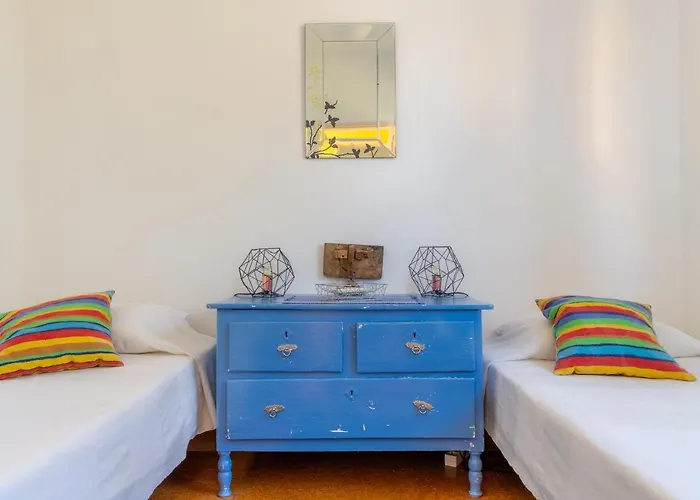 Vakantiehuis Ceu Azul - Elevated With Stunning Views And Big Garden - Somewhere Special *